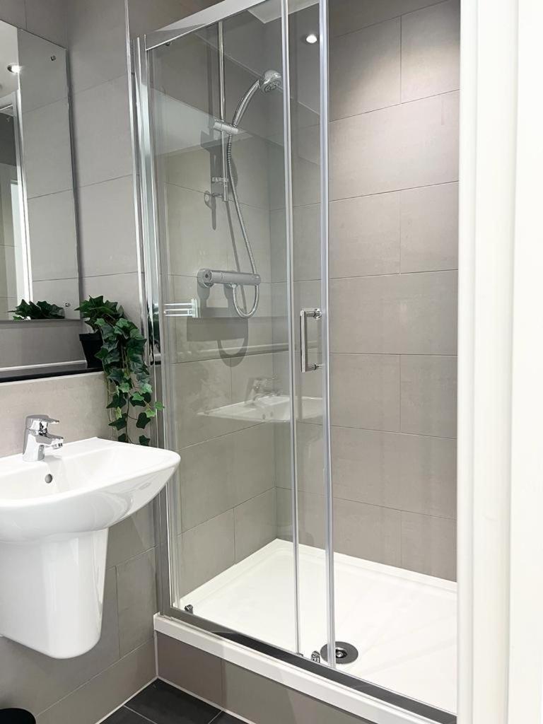 Luxury 2 Bed Apt With City View 曼彻斯特 外观 照片